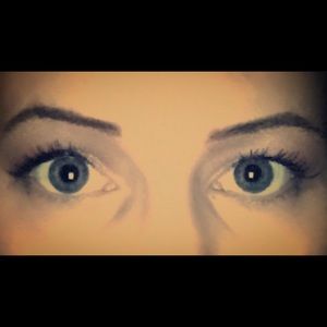 Meet your Posher, Brittney